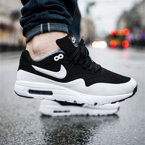 air max 1 ultra moire